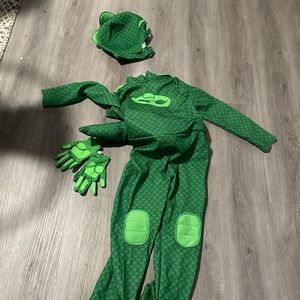 Pj masks costume for 7 to 8yo (Gekko)